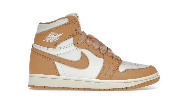 Air Jordan 1 Praline