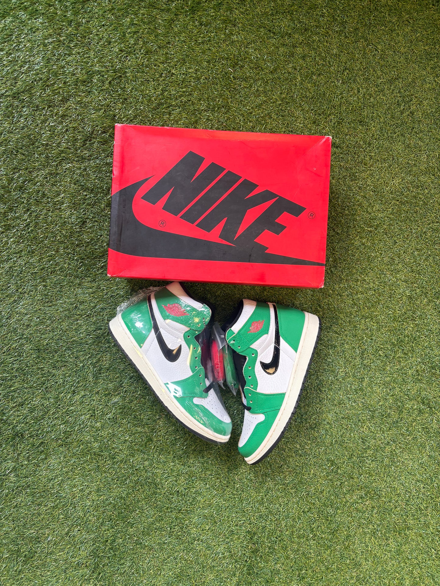 Jordan 1 Retro High “Lucky Green”