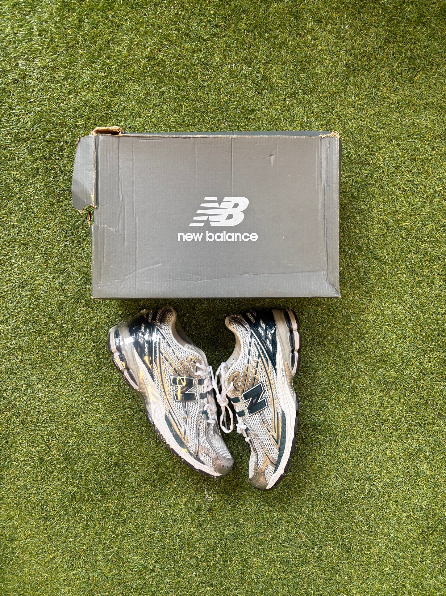 New Balance 1906R “Silver Metallic Deep Ocean”