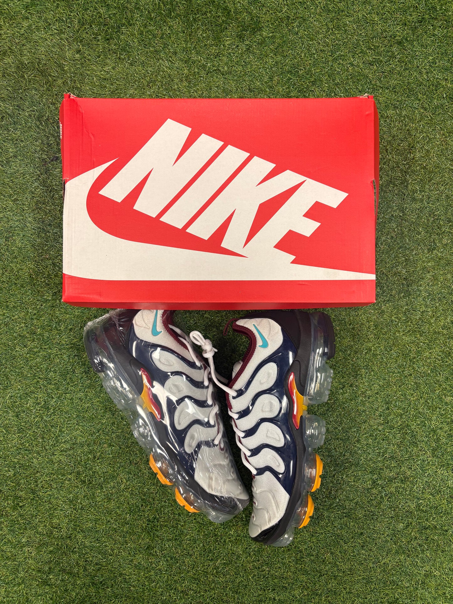 Nike air Vapormax plus platinum midnight marine blue