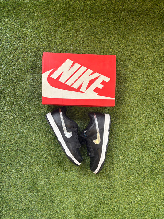 Nike Dunk Low “NBA 75th Anniversary Spurus”