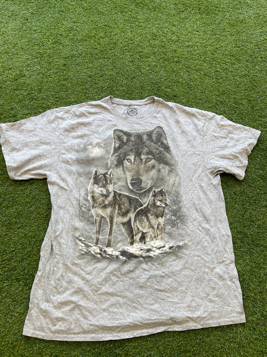 Wolf vintage t