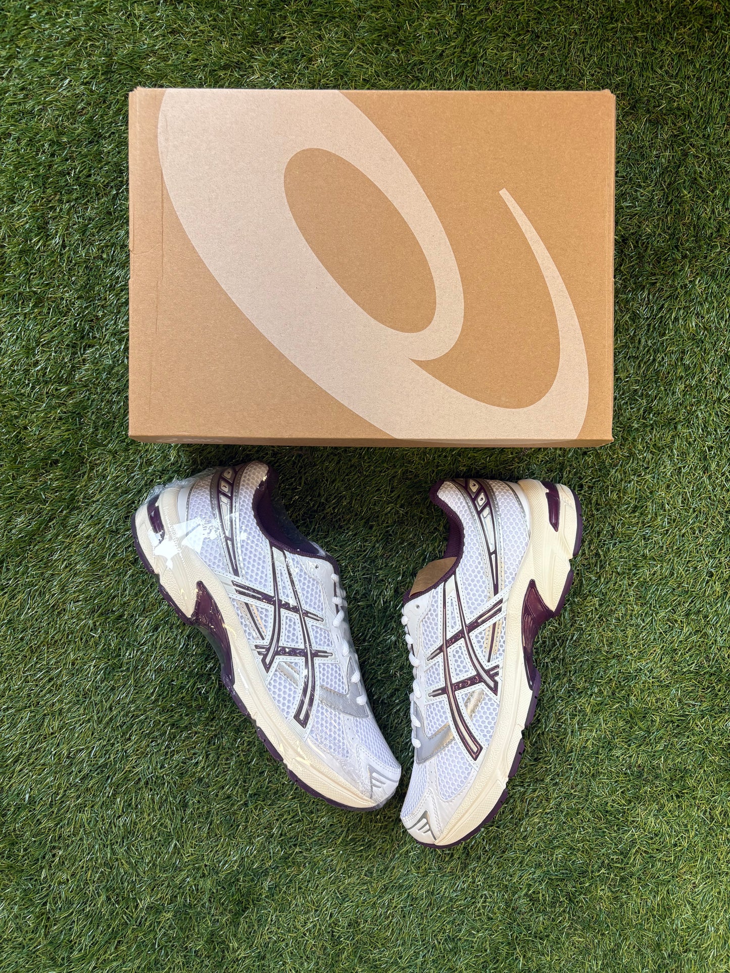 ASIC GEL-1130 "White deep Plum"