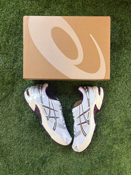 ASIC GEL-1130 "White deep Plum"